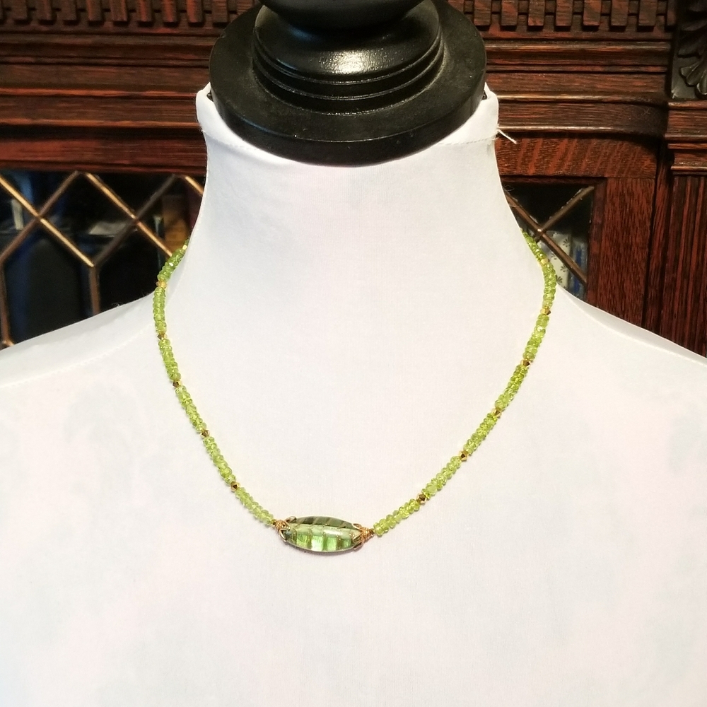 Peridot necklace gemstone bead necklace art glass gem stone handmade - Picture 3 of 16